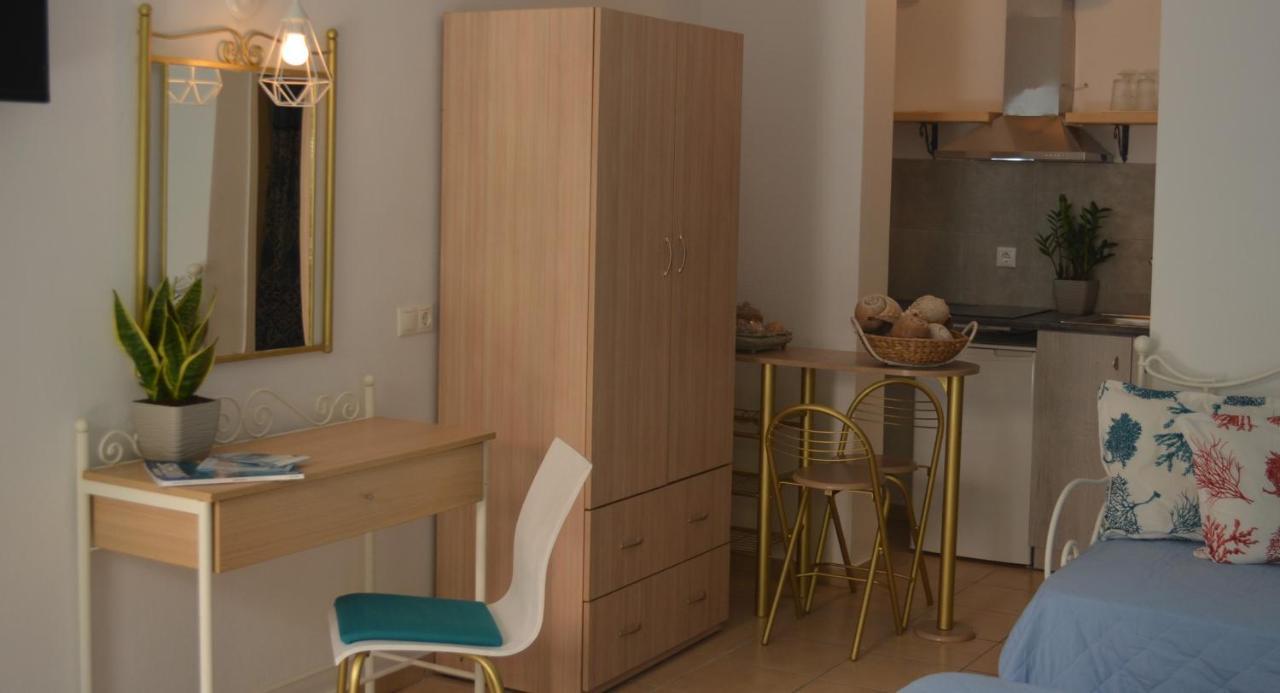 Hotel Kastro Szkiáthosz Kültér fotó