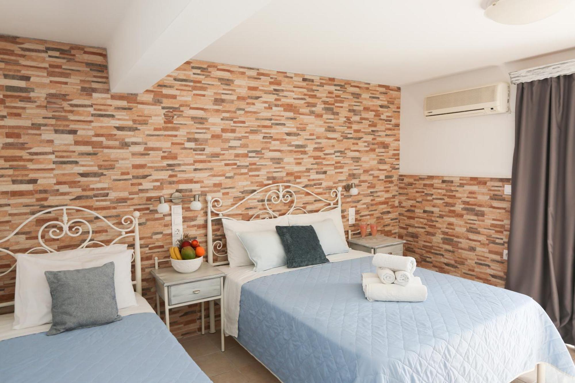 Hotel Kastro Szkiáthosz Kültér fotó